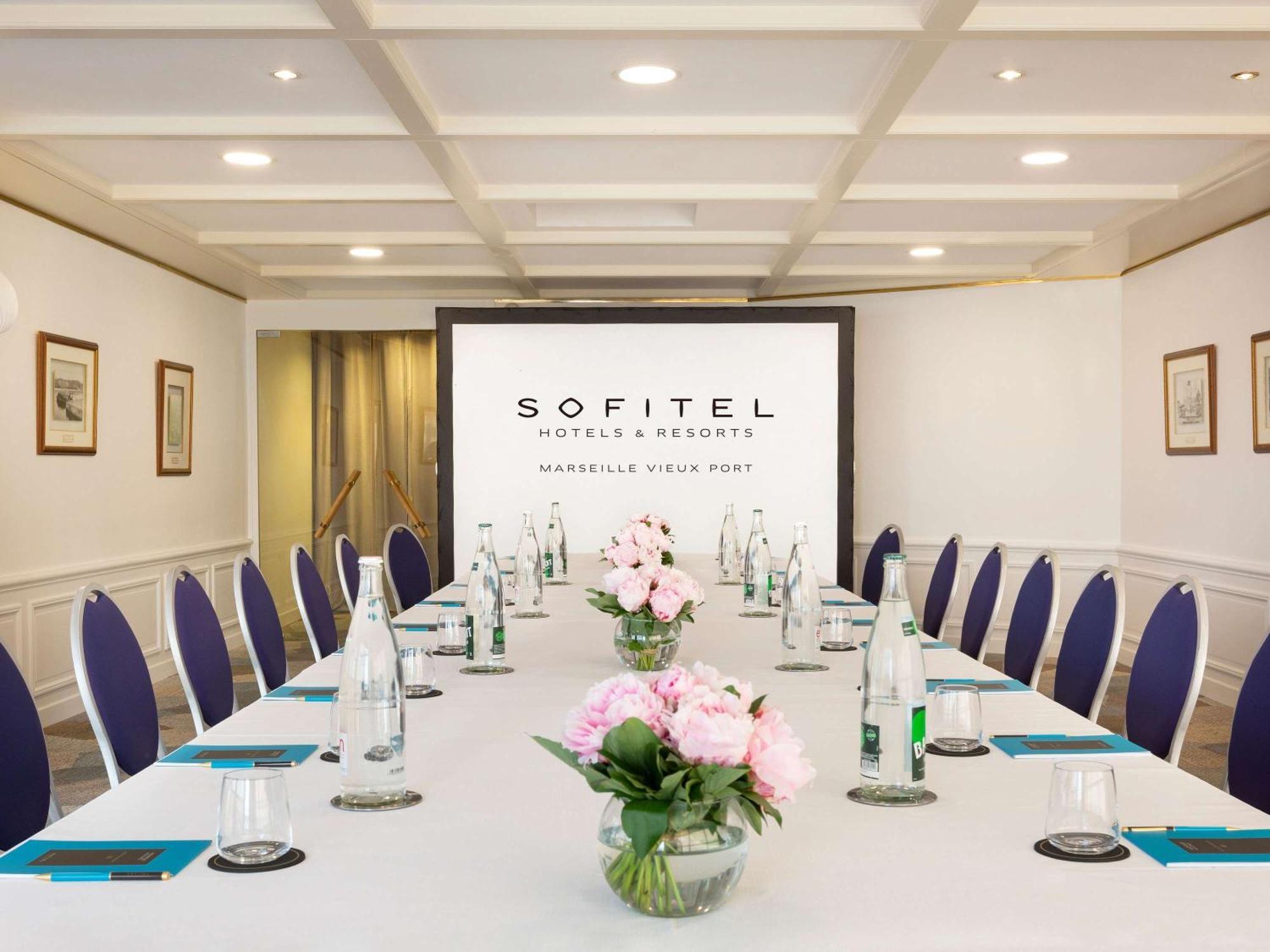 Hotel Sofitel Marseille Vieux-Port Esterno foto Meeting room