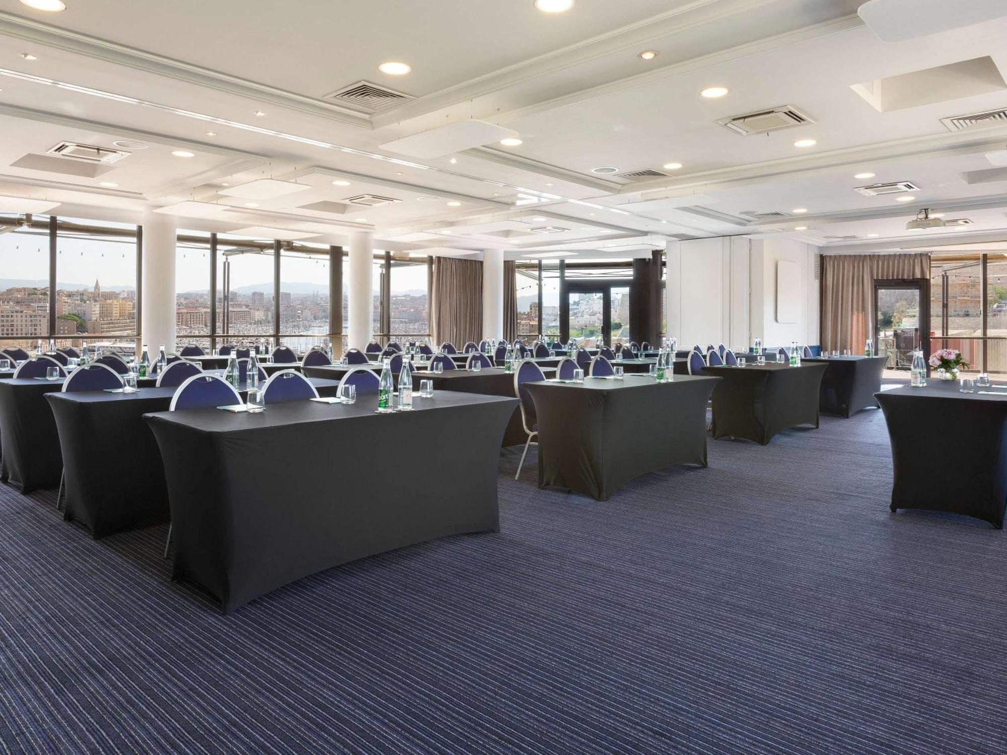 Hotel Sofitel Marseille Vieux-Port Esterno foto Meeting room