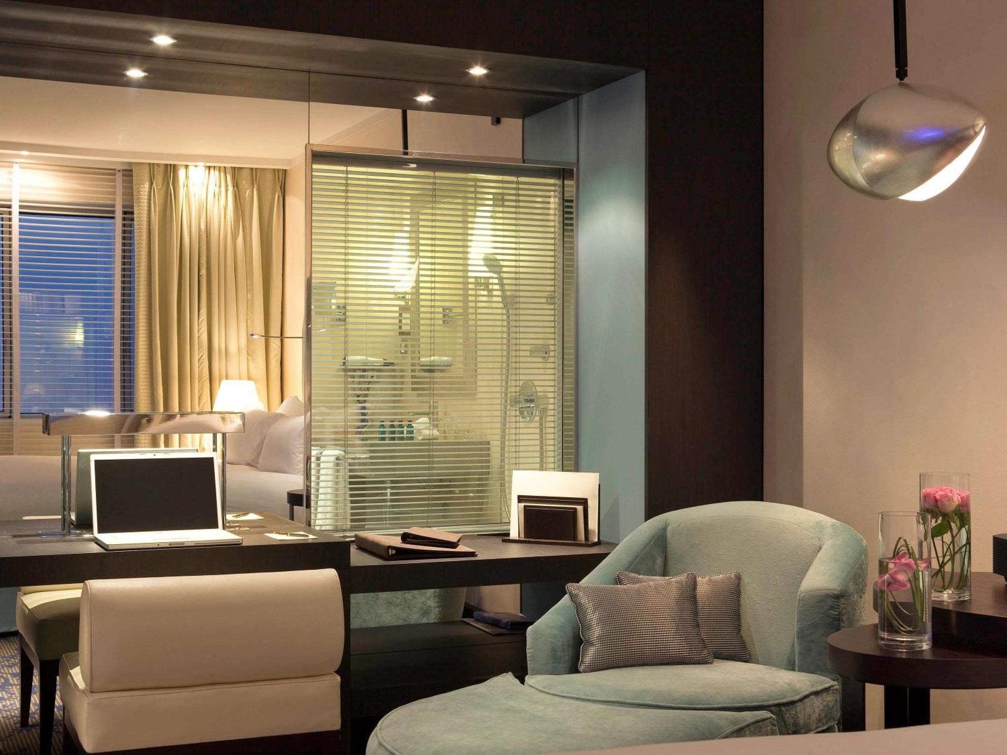 Hotel Sofitel Marseille Vieux-Port Esterno foto